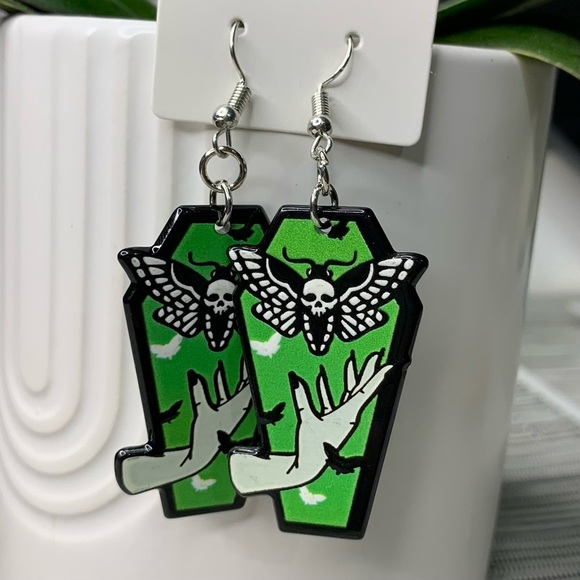 Kopen Australia Jewelry - Kopen Australia - Skull Moth Coffin Green Acrylic Earrings Punk Emo a Halloween